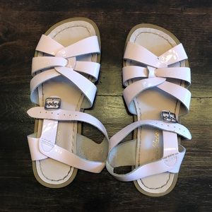 EUC Salt Water Sandals in Size 6 Pink.